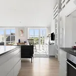 Tv1679-skagen-doktorstien-2 *